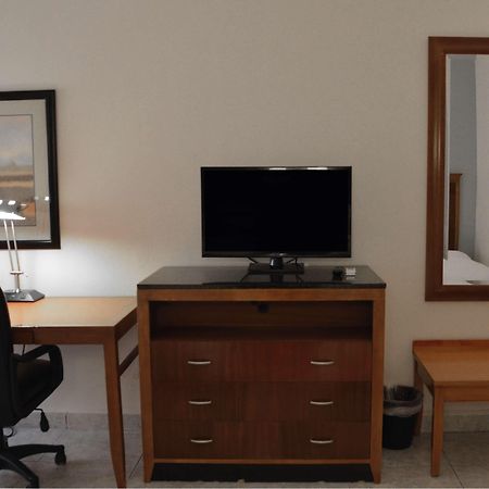 Days Inn By Wyndham Piedras Negras Exterior foto